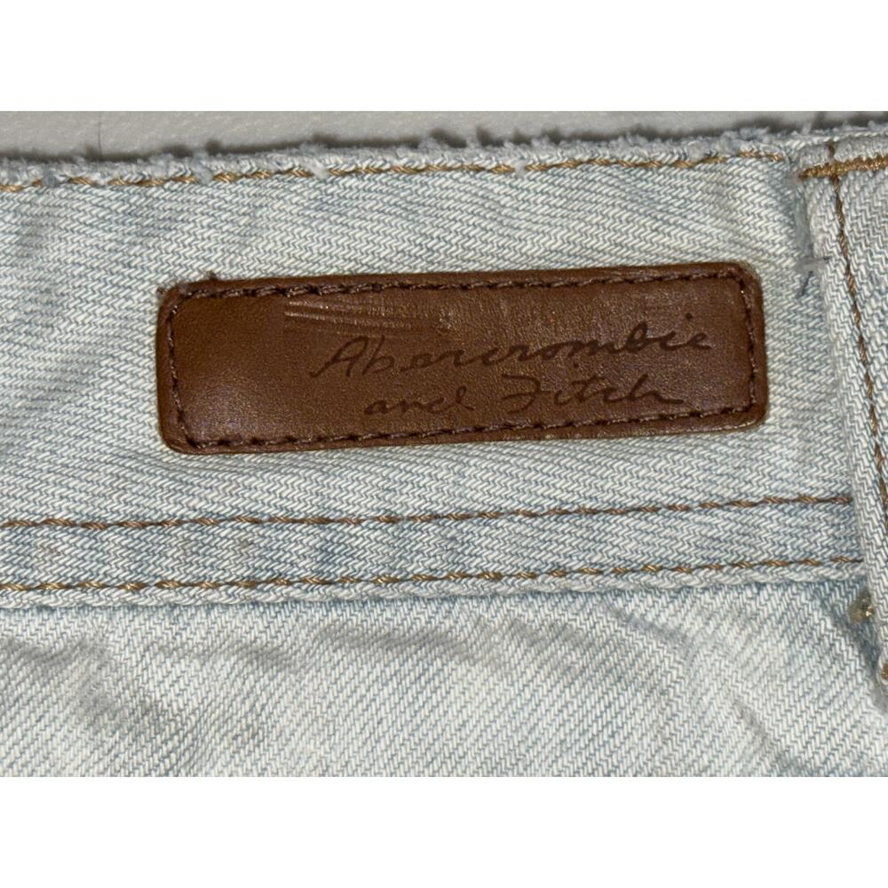 NEW Abercrombie & Fitch Blue Denim Light Wash Distressed Cotton Mini Skirt Sz 6 - Picture 3 of 9